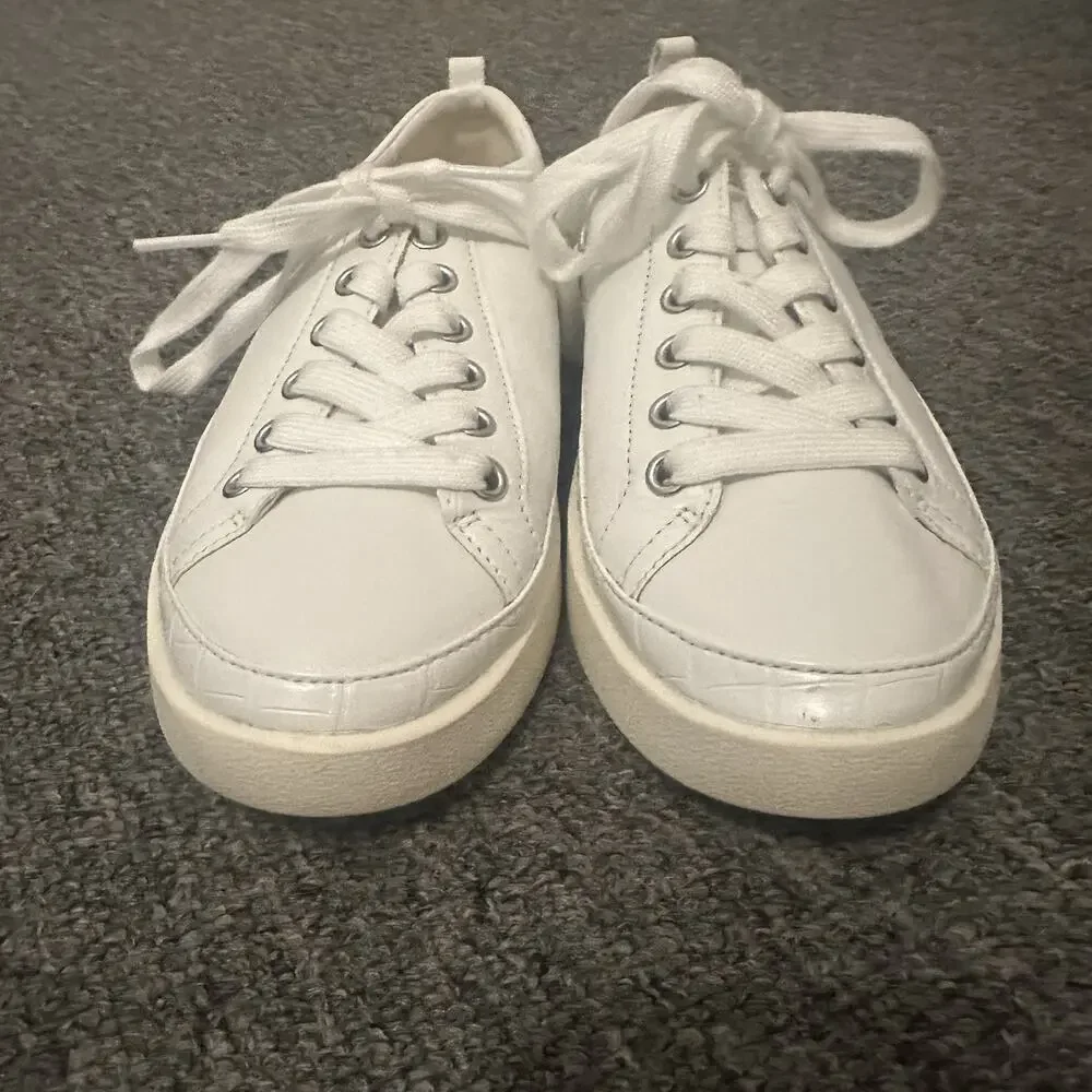 Vionic Leather Sneakers Shoes Winny Women's Size 7 White Lace Up Comfort Casual